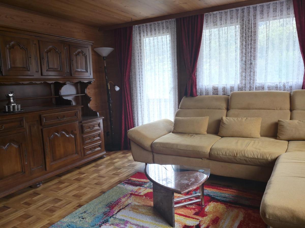 Haus Seiler Apartment Goms ภายนอก รูปภาพ